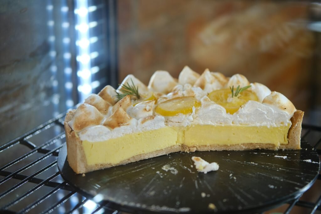 Sumptuous Lemon Cheesecake with Fluffy Meringue Topping